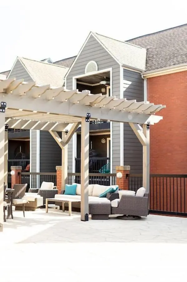 Stylish Downtown Nashville 3 Beds, 1 Bedroom With Private Patio, Parking USA