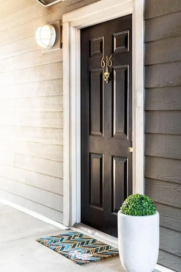 Apartment Stylish Downtown Nashville 3 Beds, 1 Bedroom With Private Patio, Parking